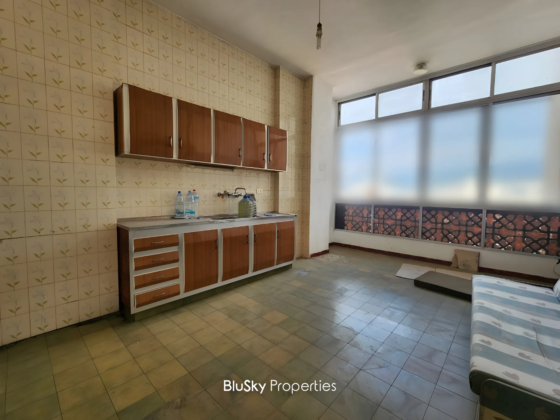 Apartment for sale in Horch tabet, lebanon