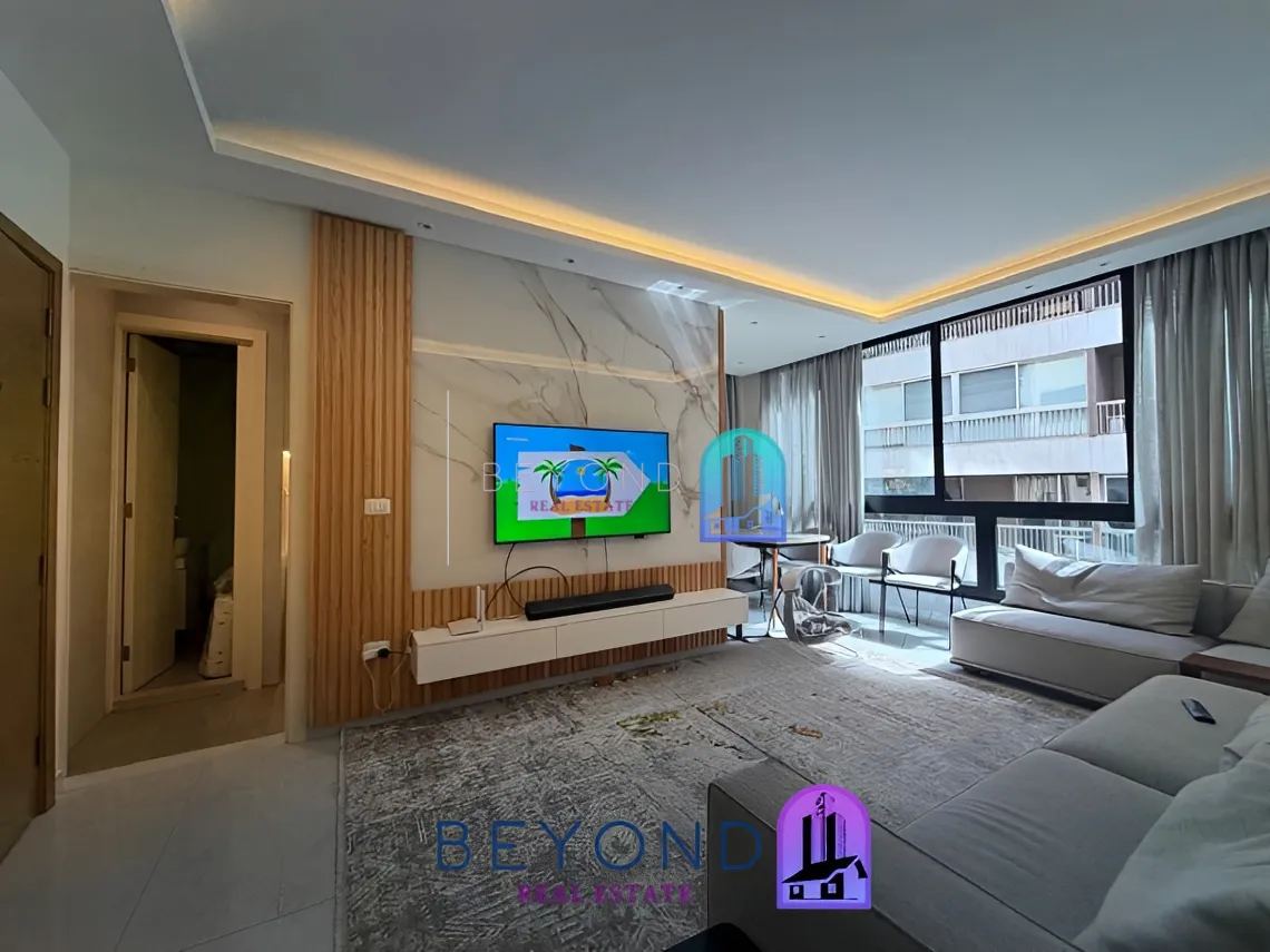 Apartment for sale in Mar Elias St، Bayrut, Lebanon - 2 bed, 2 bath