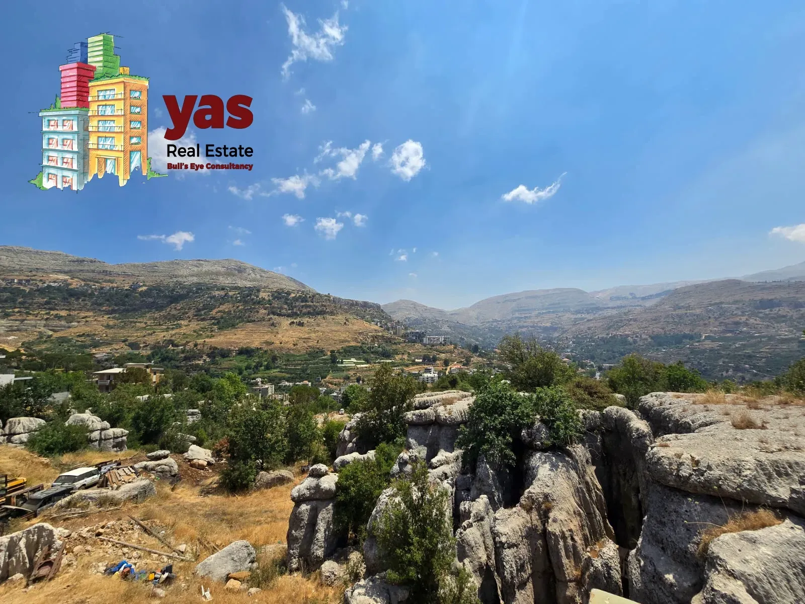 Apartment for Sale in Hrajel - 3 bed, 5 bath