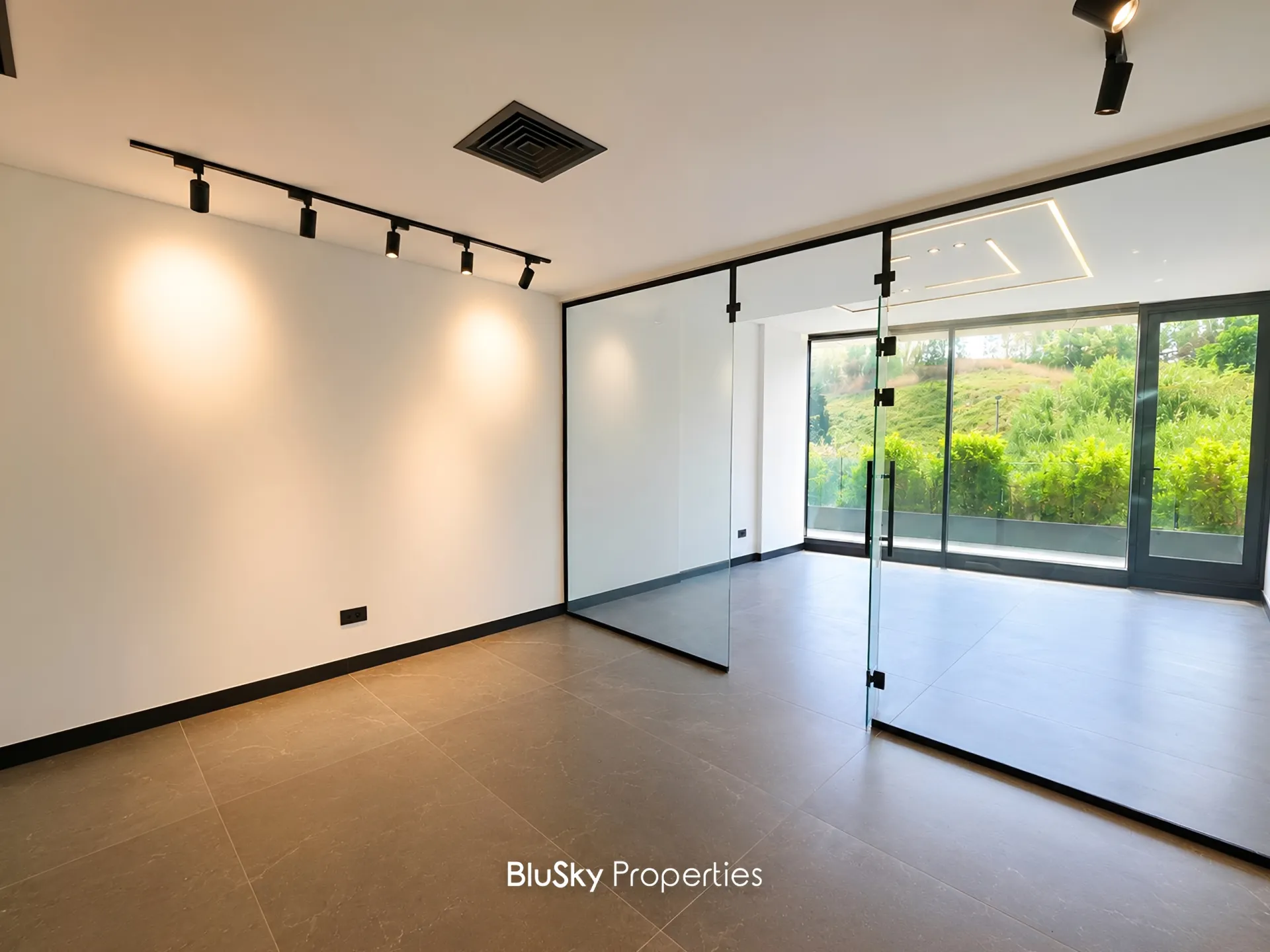 Office for rent in Achrafieh, beirut, lebanon