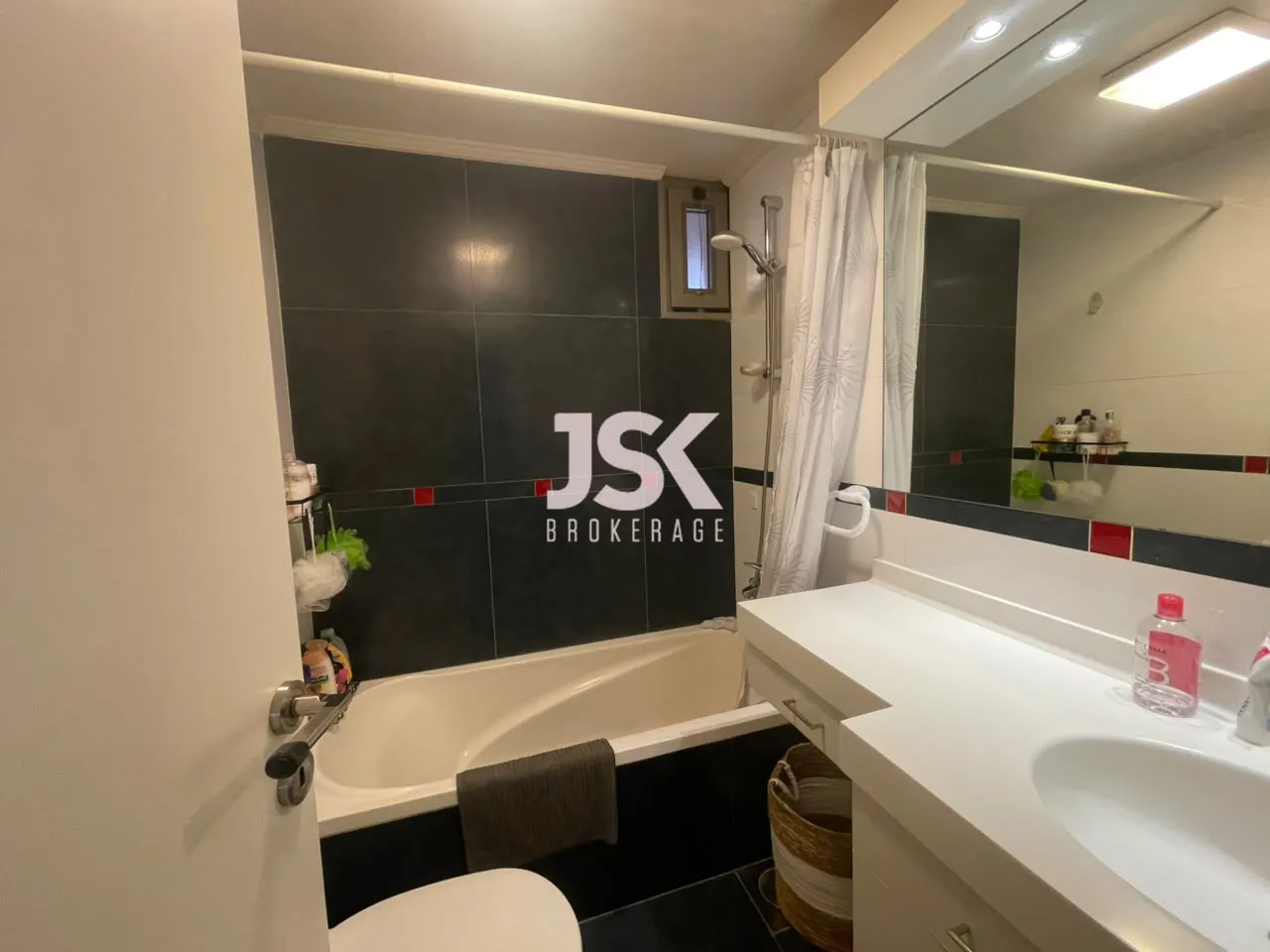 Apartment for Sale in Bsalim