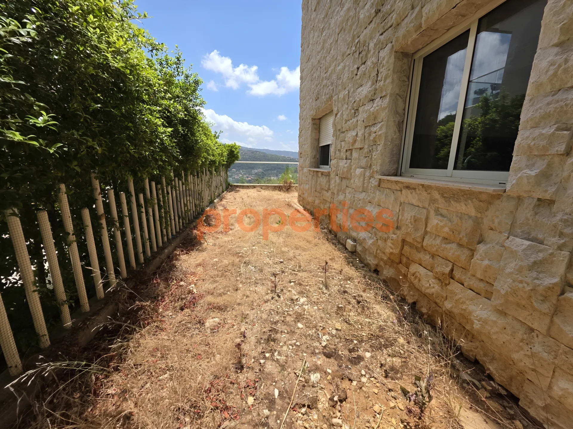 Apartment for Sale in Baabdat