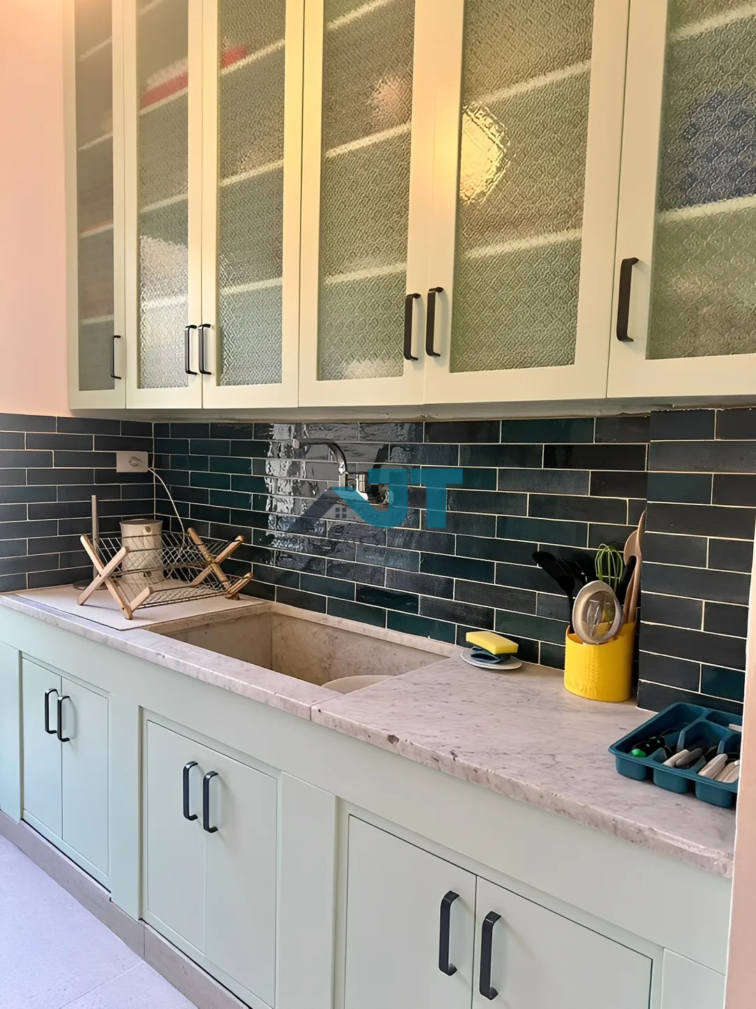 Apartment for Rent in Geitaoui, Achrafieh