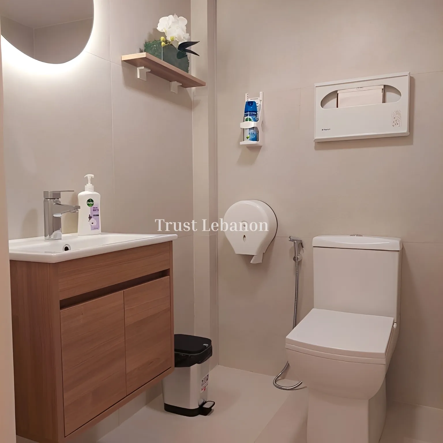 Clinic for rent in Clemenceau, Bayrut, Lebanon