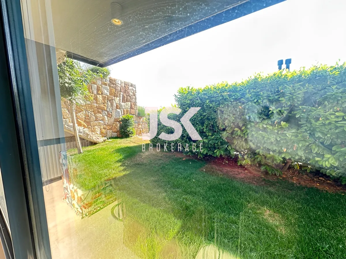Chalet for sale in Aayoun El Siman