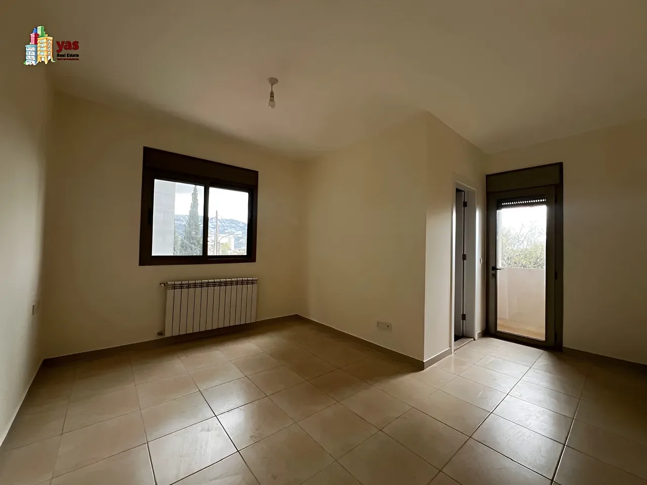 Apartment for Rent in Ballouneh
