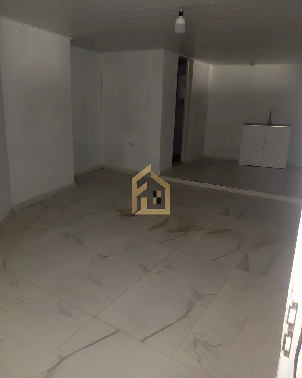Warehouse for rent in Bhamdoun, Lebanon