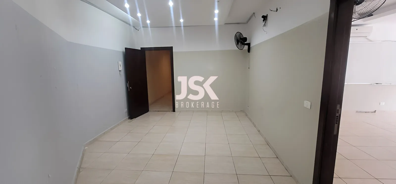 Office for rent in Zouk Mosbeh, Lebanon