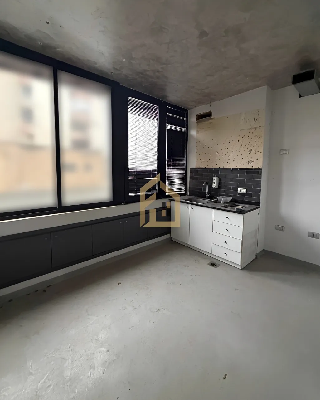 Office for rent in Jal El Dib, Lebanon
