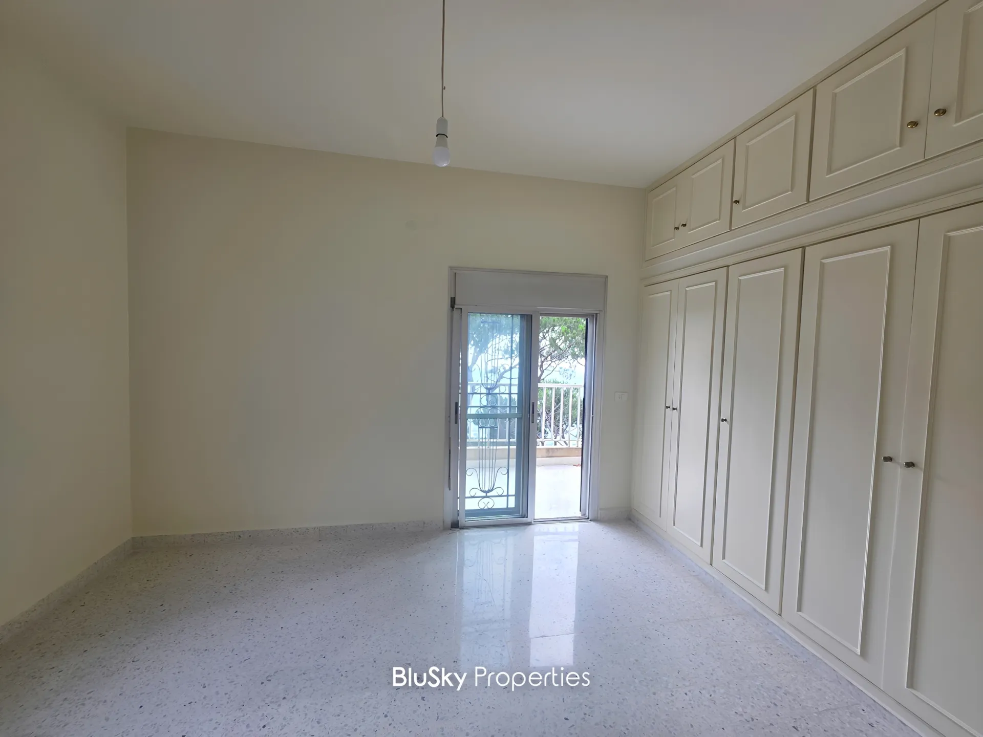 Apartment for rent in Ain saadeh, lebanon