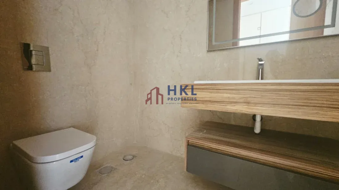 Apartment for rent in Ain Al Mraiseh, Beirut, Lebanon