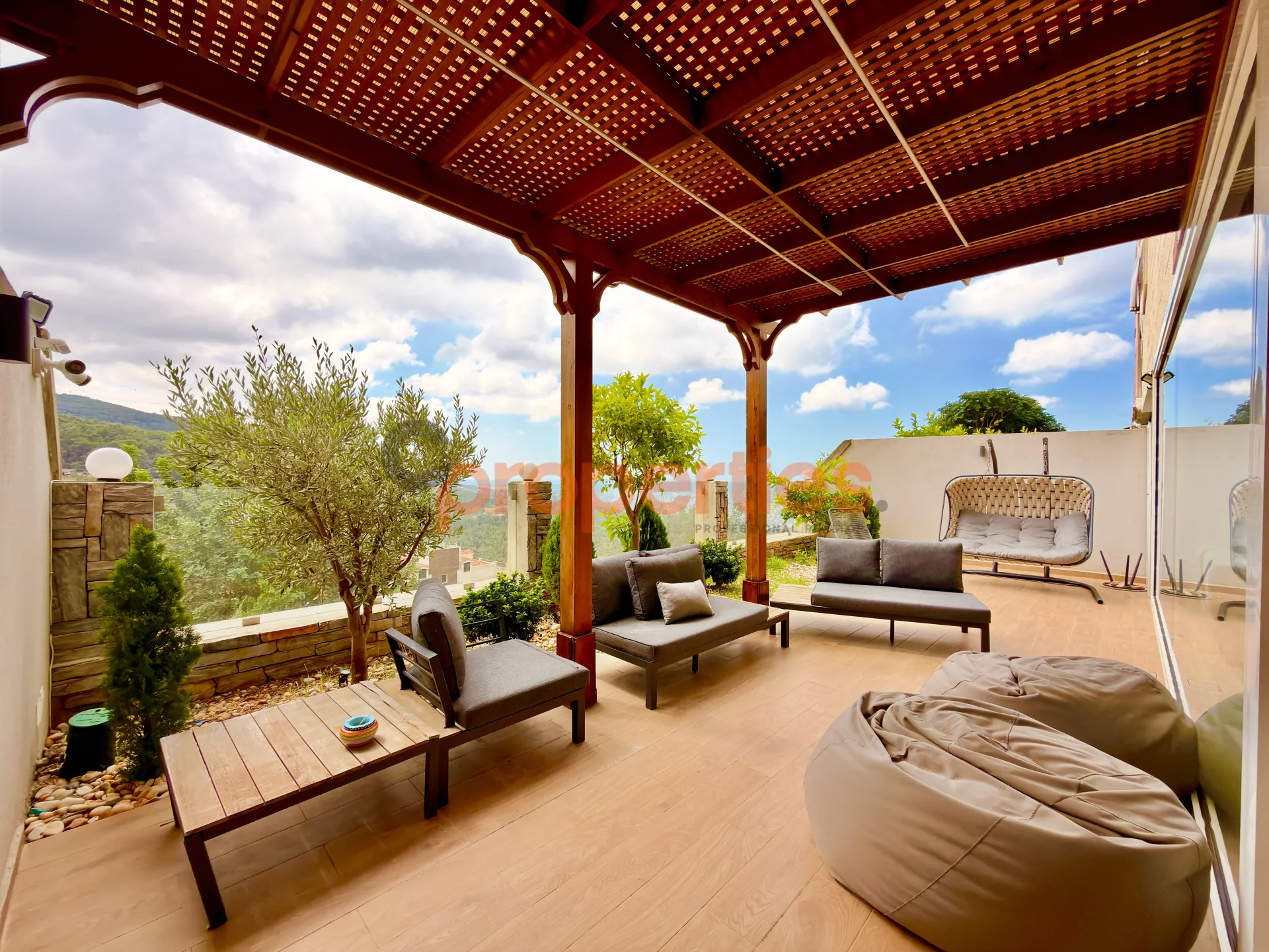 Apartment for Sale in Bsalim