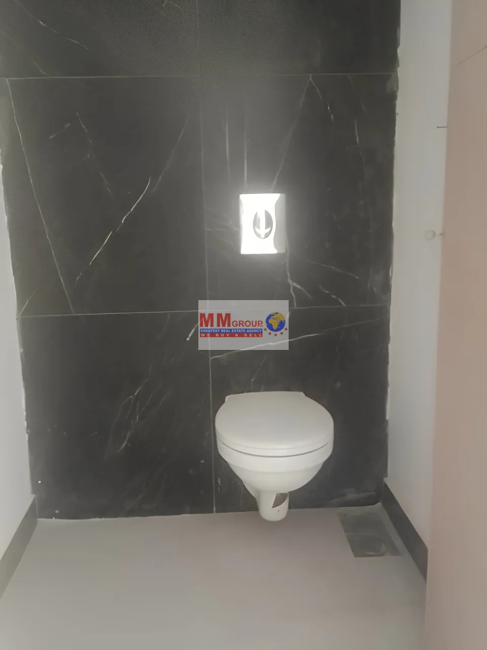 Apartment for Sale in Al Oyoun Lebanon - 3 bed, 3 bath