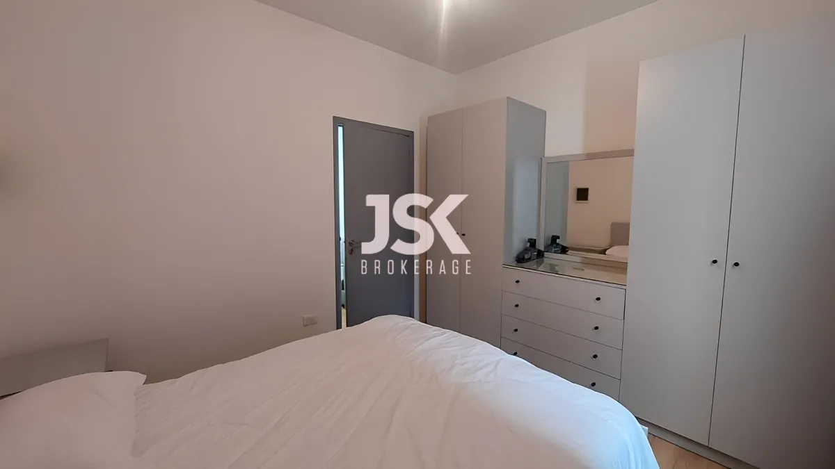 Apartment for Rent in Clemenceau, Beirut, Lebanon - 1 bed, 1 bath