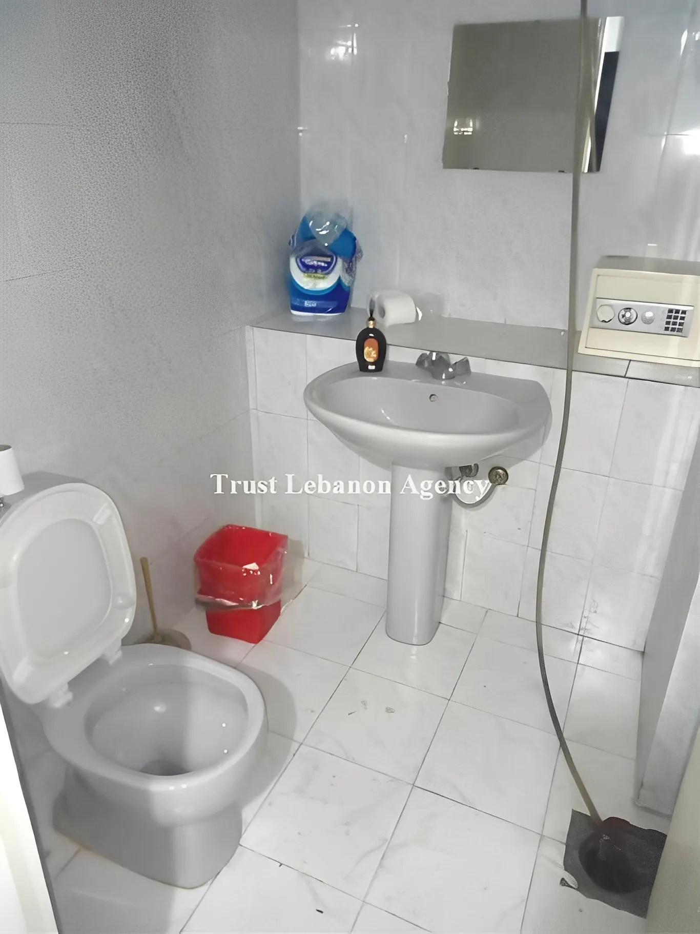 Commercial Property For Sale in Metn, New Rawda