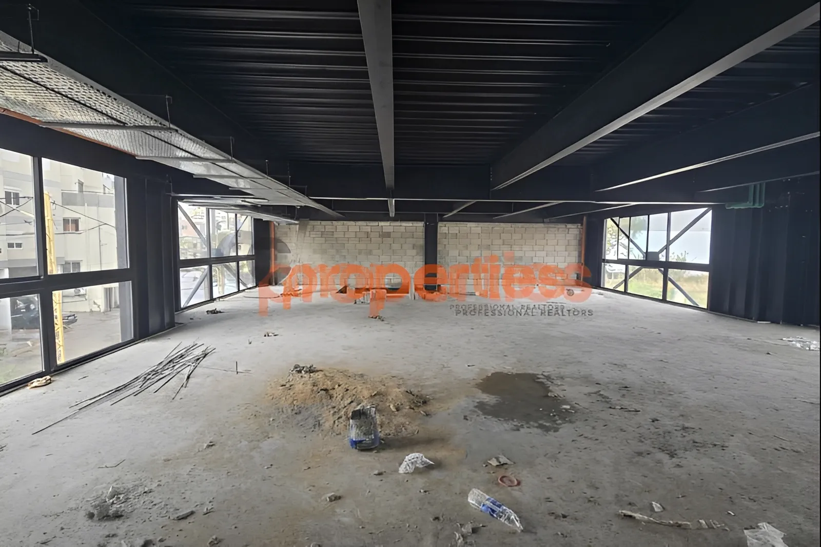 Shop for Rent in Ain El Remmaneh