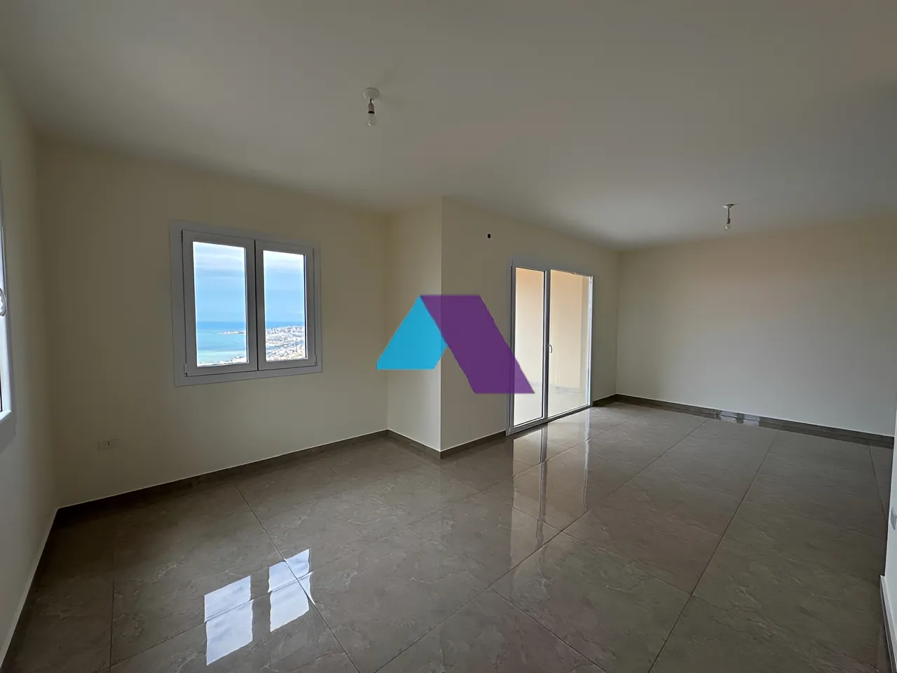 Apartment for Sale in Halat