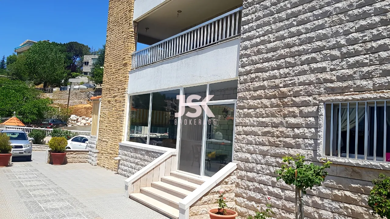 Building for Sale in Faitroun