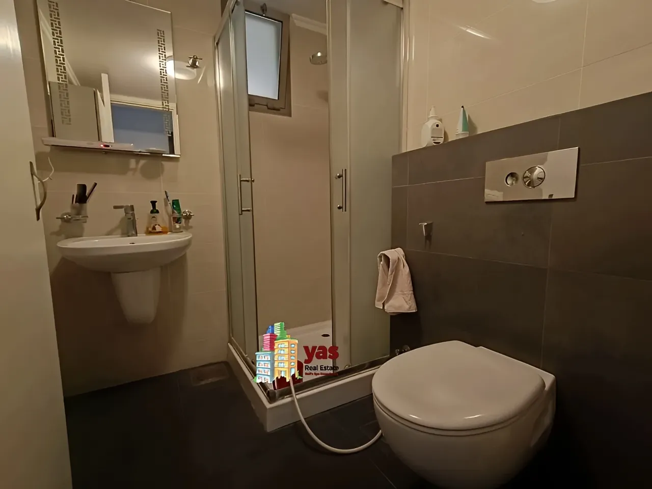 Apartment for Sale in Ain Al Mraiseh
