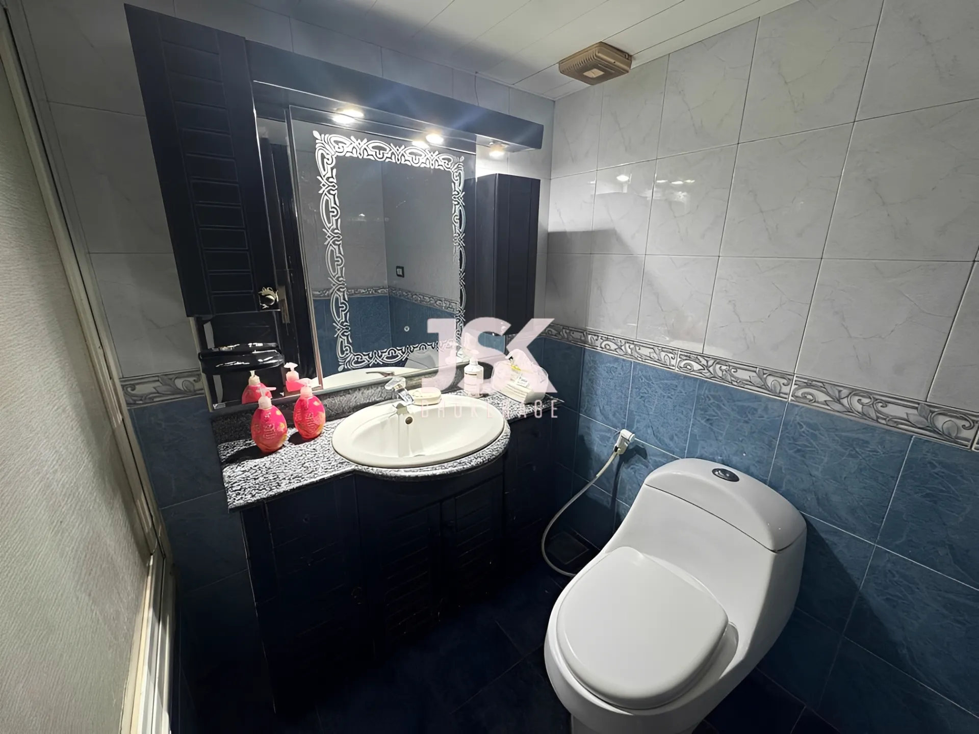Apartment for Sale in Mazraat Yachoua