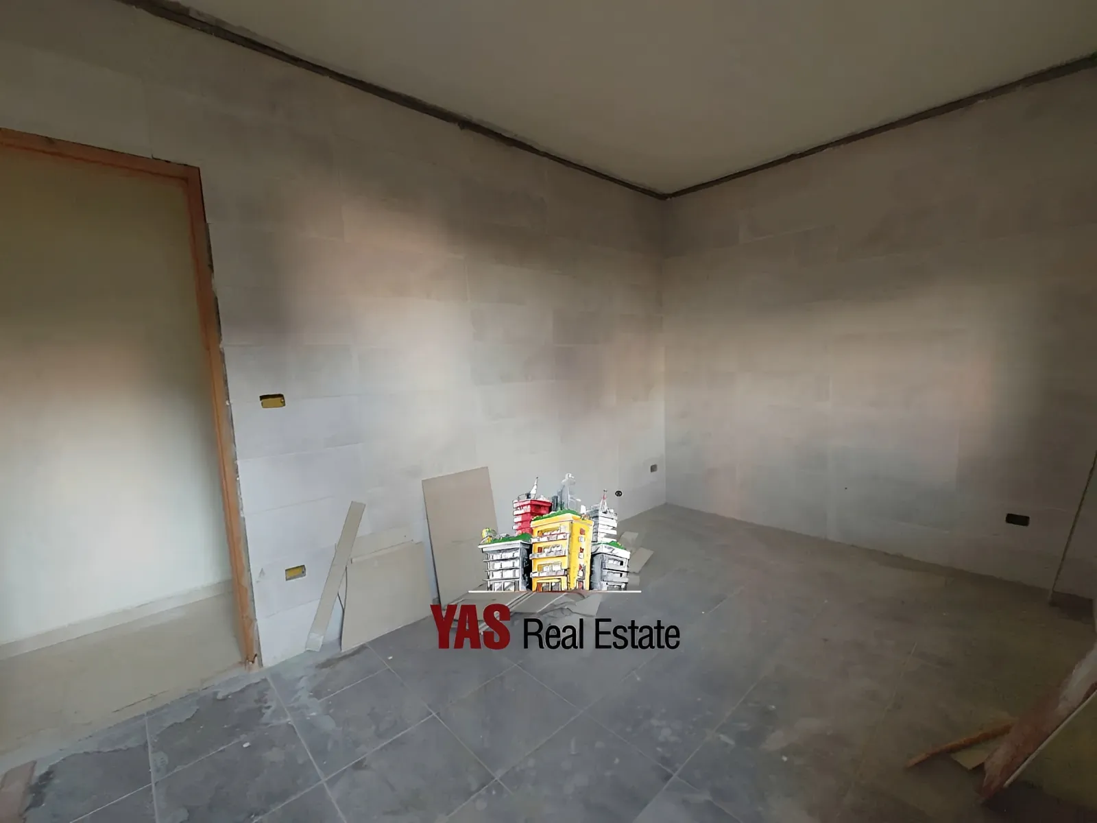 Apartment for Sale in Ain El Rihaneh - 3 bed, 4 bath