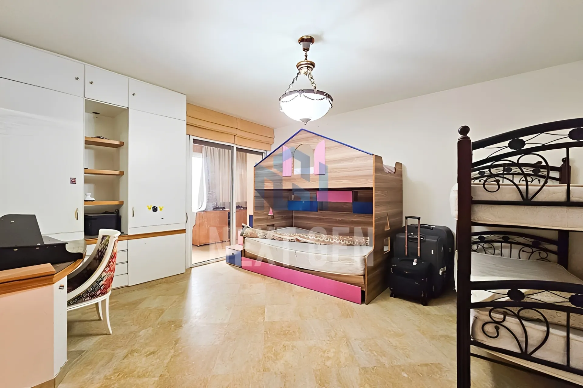 Apartment for sale in Ain Al Mraiseh, Beirut, Lebanon