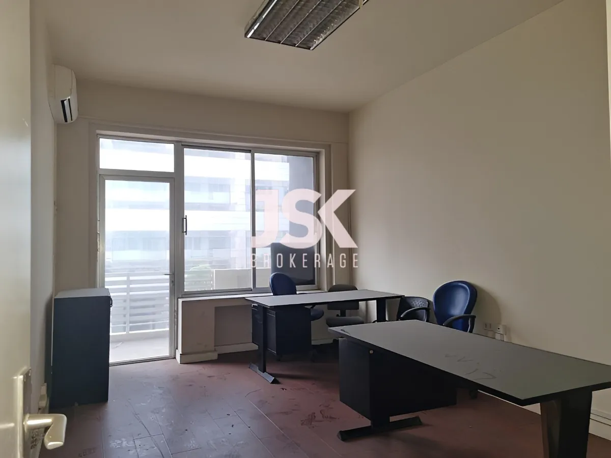 Office for rent in Verdun, Beirut, Lebanon