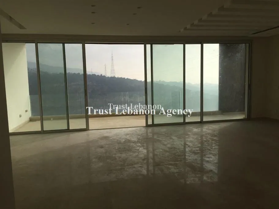 Apartment for sale in Rabweh, Bayrut, Lebanon