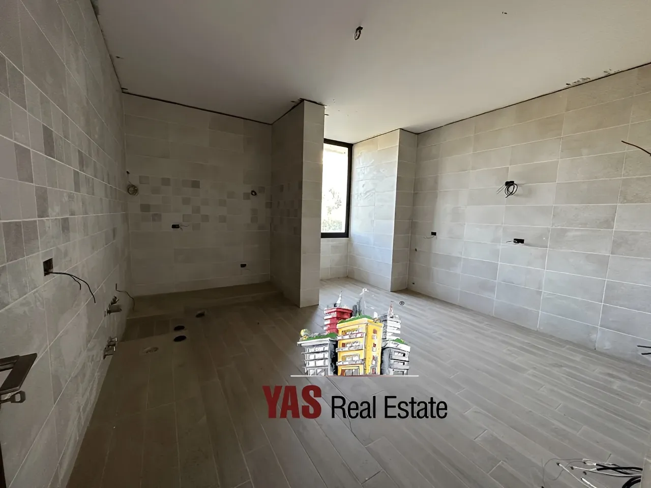 Apartment for Sale in Ballouneh