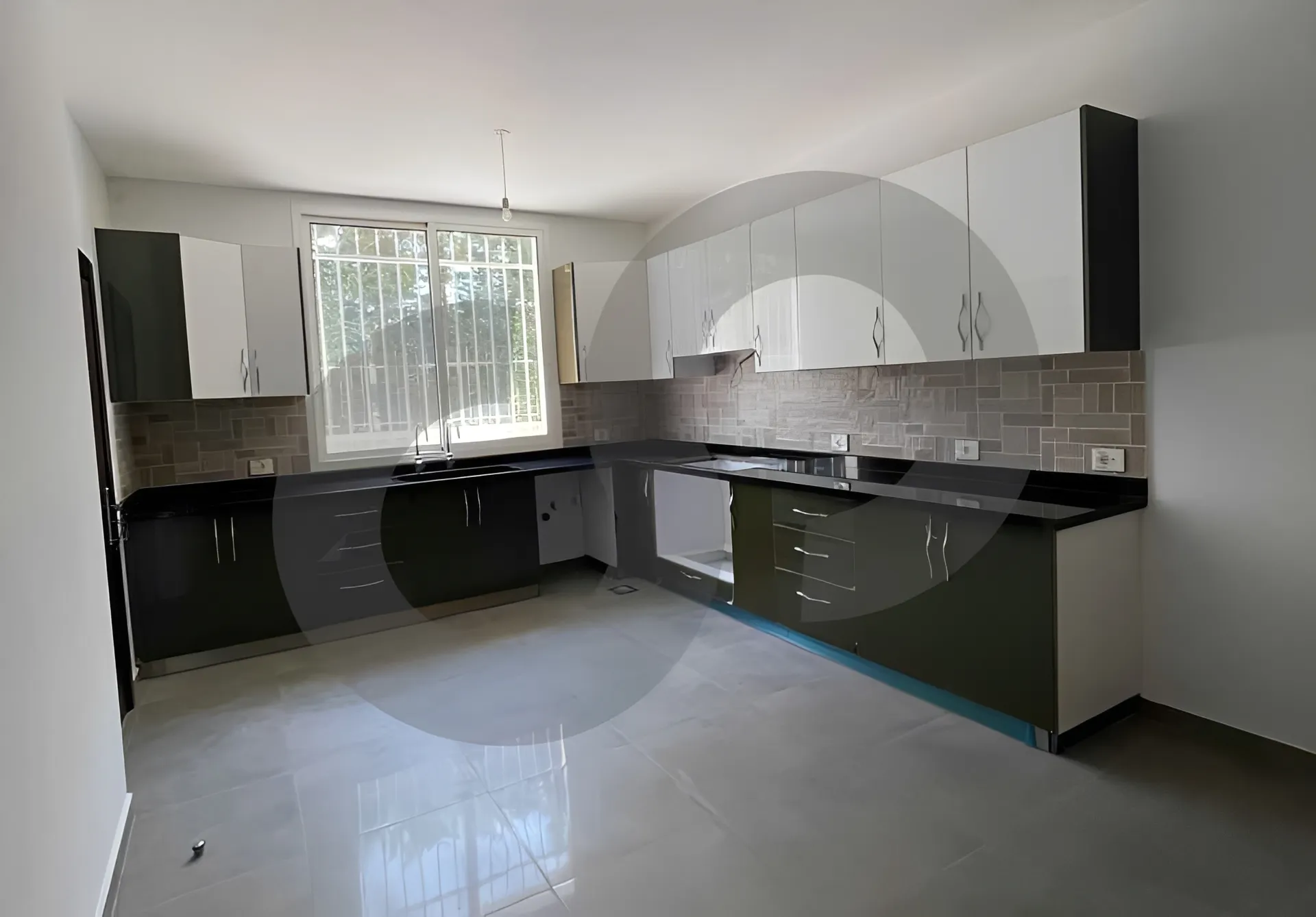 Apartment for Sale in Aley