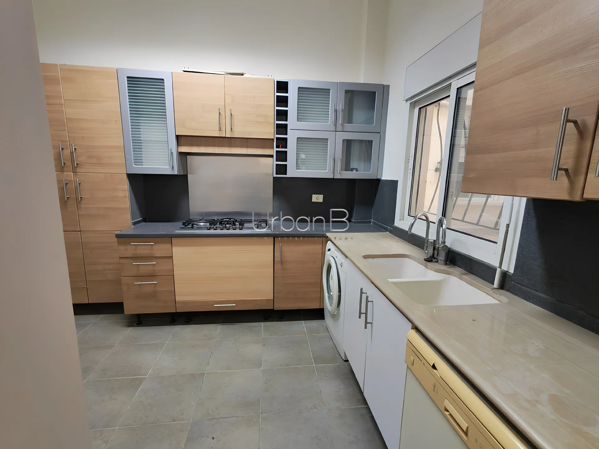 Residential in Mdawar, achrafieh, beirut