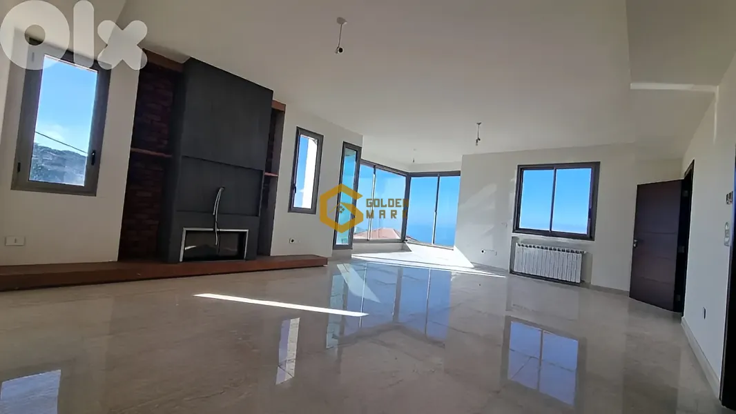 Apartment for Sale in Ain Aar