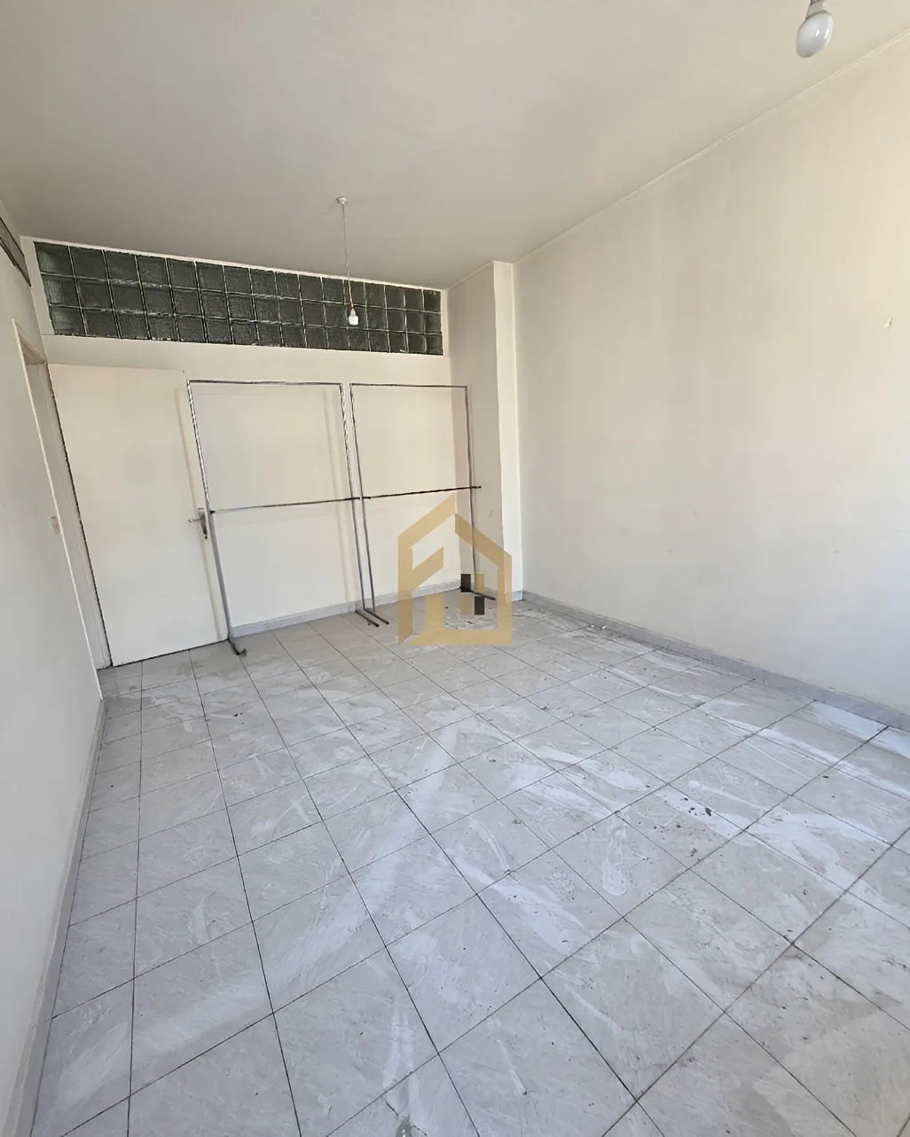 Office for rent in Dekwaneh, Lebanon