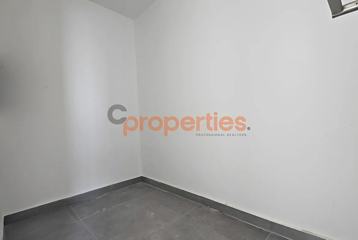 Apartment for Sale in Forn El Chebbak