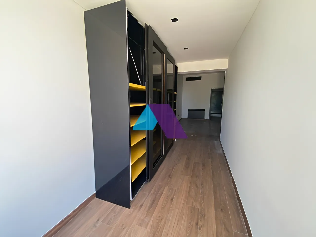 Apartment for Sale in Adma w Dafnah - 3 bed, 3 bath