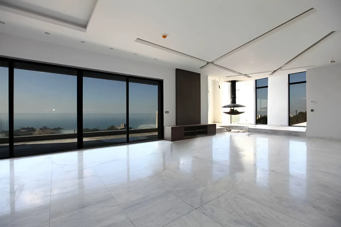 Villa for Sale in Halat
