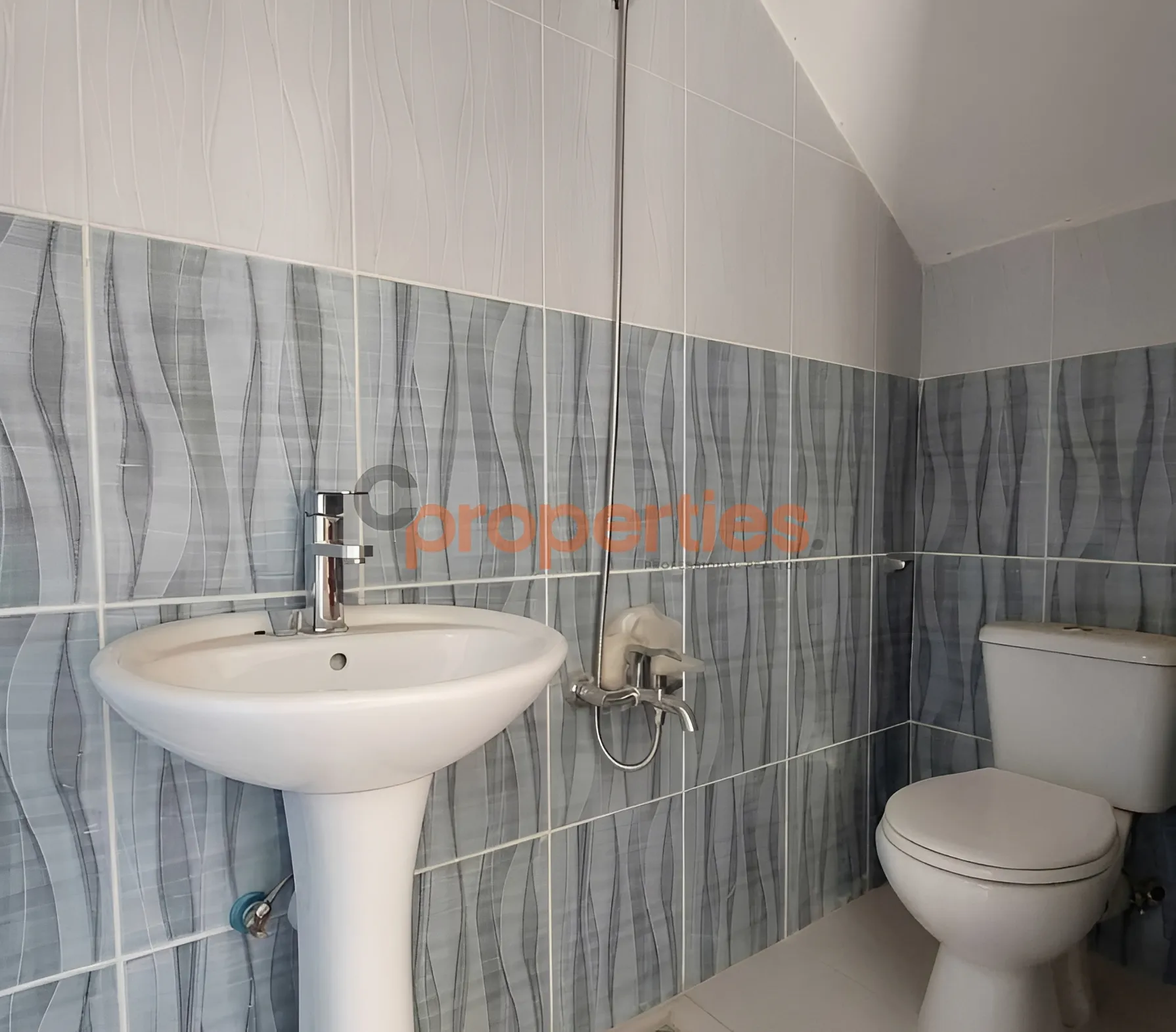 Apartment for Sale in Qlayaat
