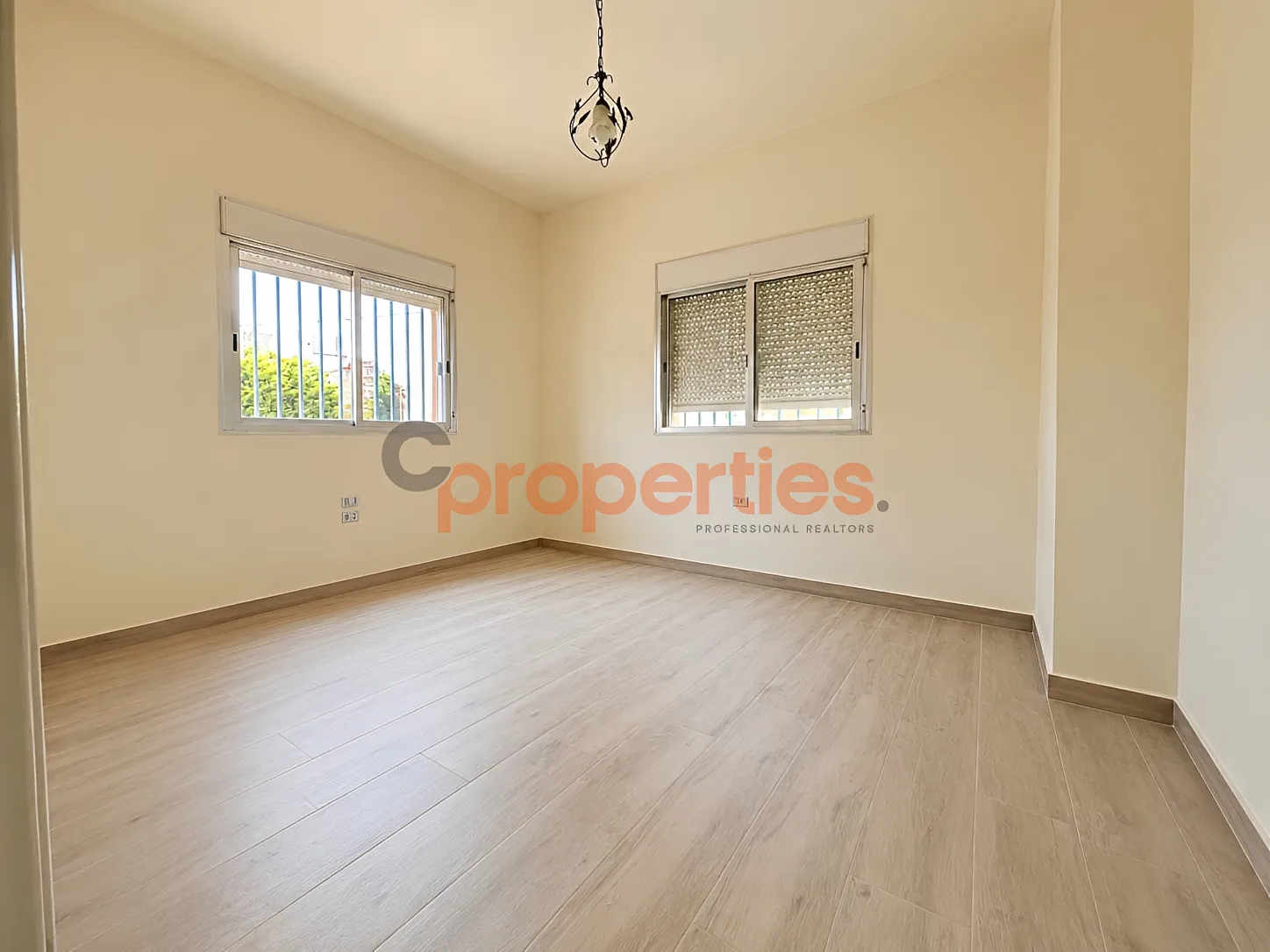 House for Sale in Ajaltoun - 4 bath