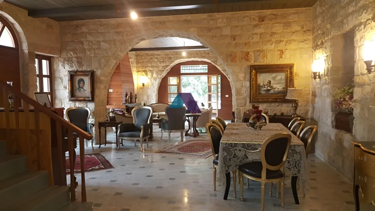 Villa for Sale in Beit Chabeb - 4 bed, 6 bath