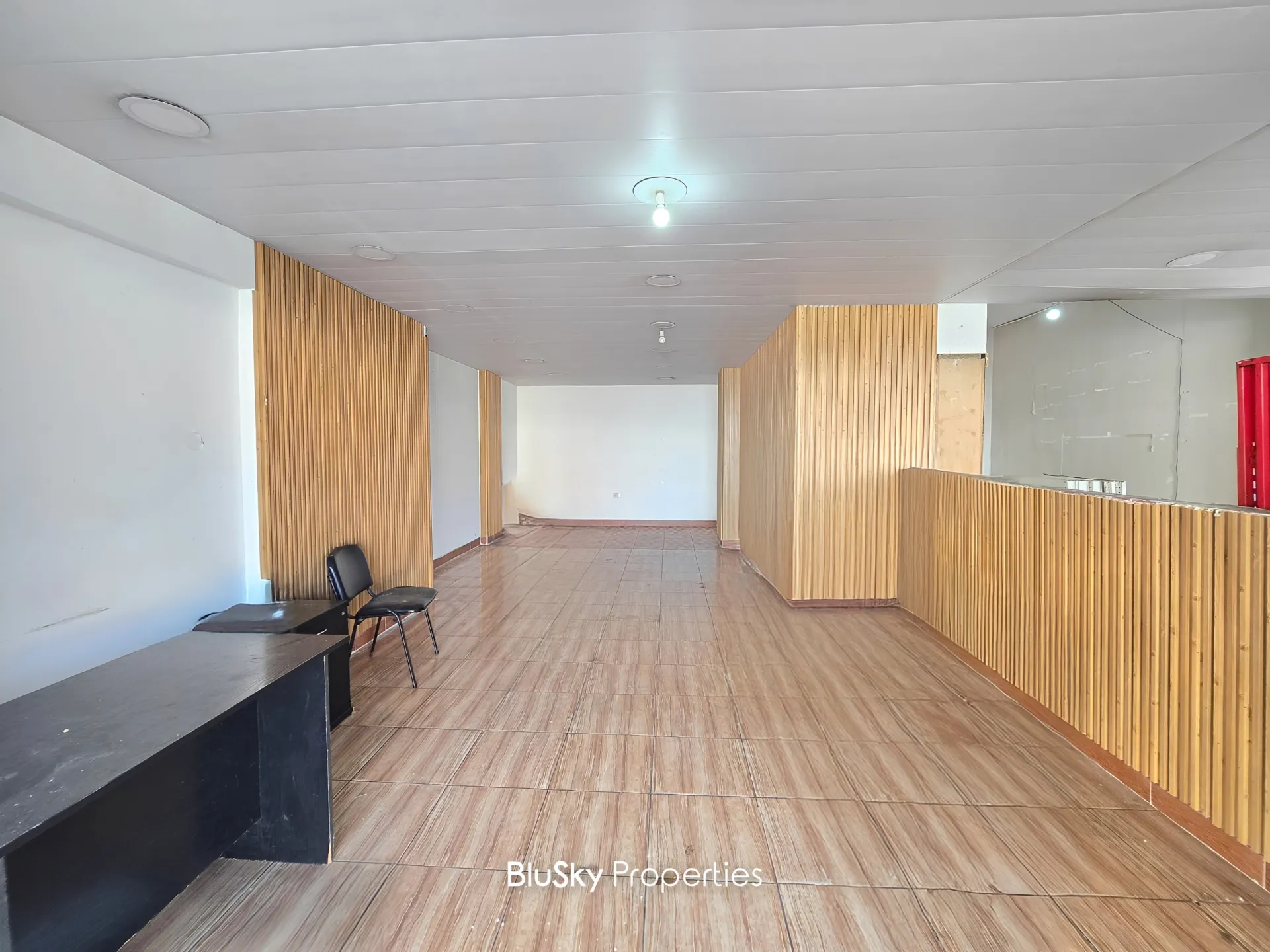 Office for rent in Ain Saadeh