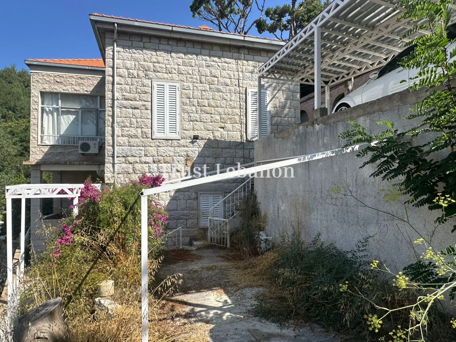 House for sale in Dahr El Souane, Lebanon