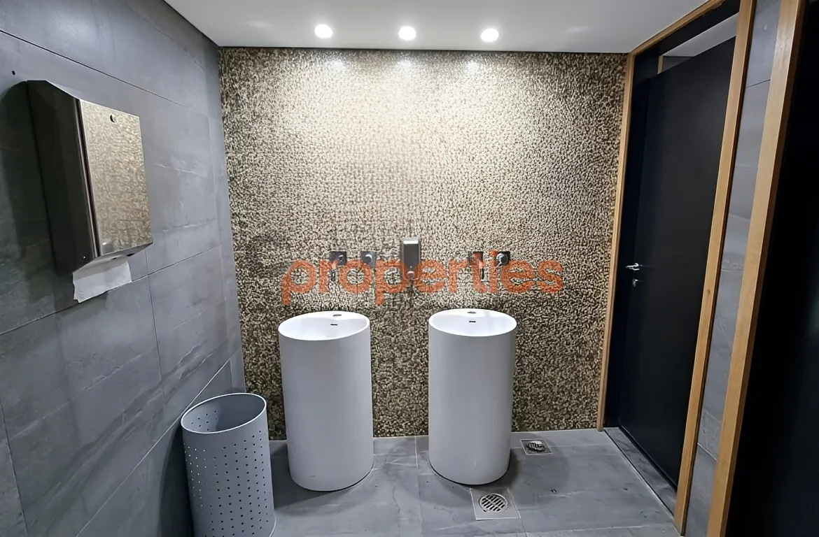 Office for Rent in Achrafieh