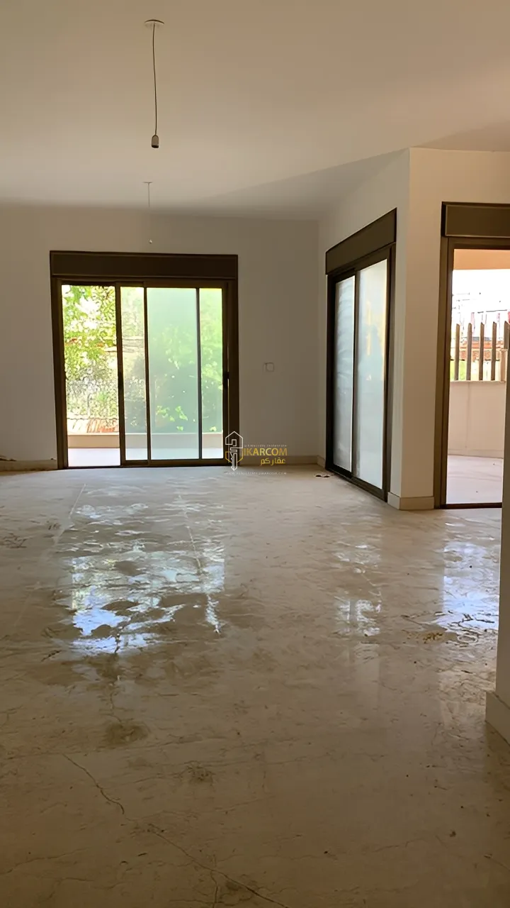 Apartment for Sale in Mansourieh - 3 bed, 4 bath