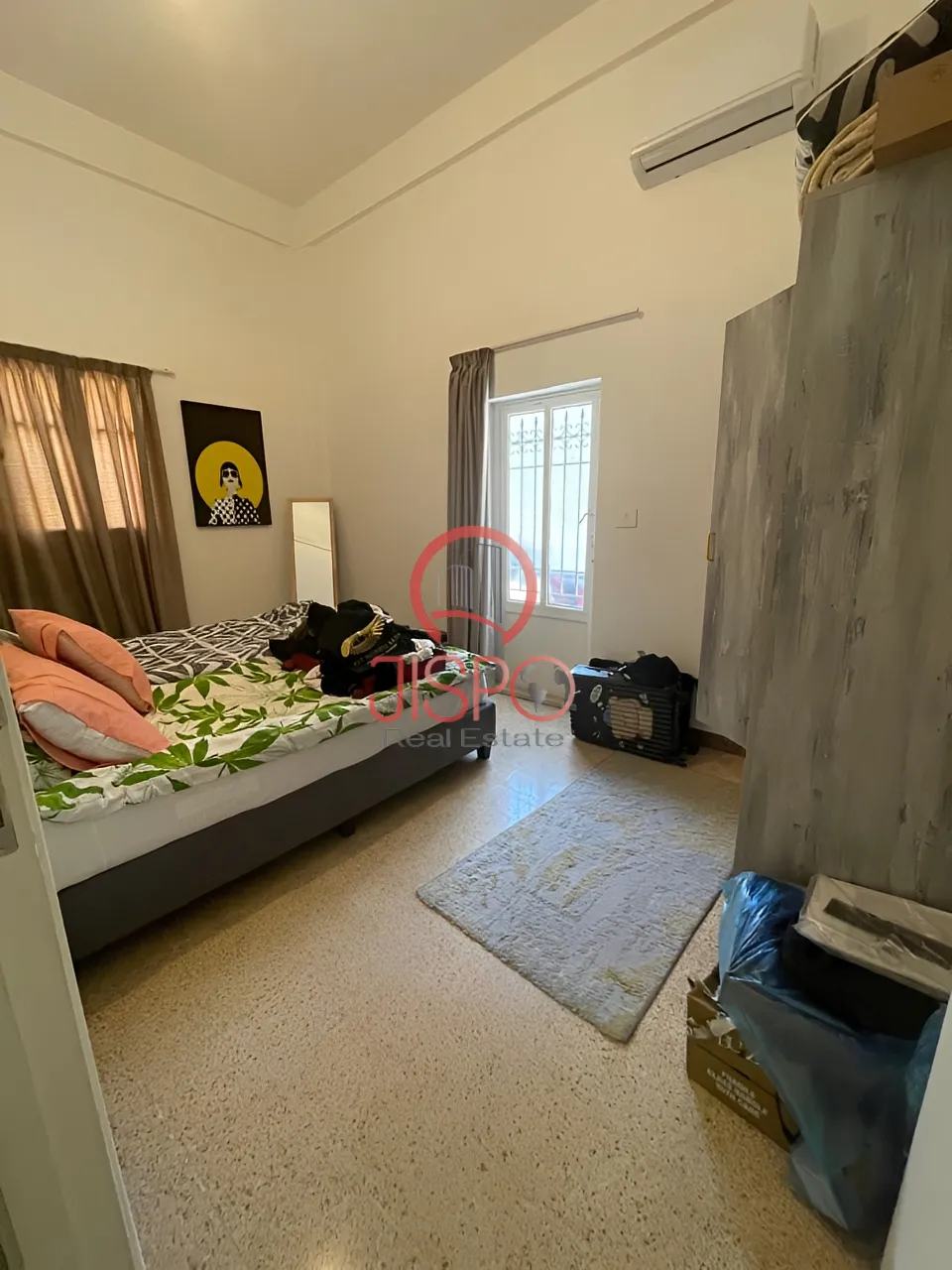Apartment for Sale in Achrafieh - 1 bed, 1 bath
