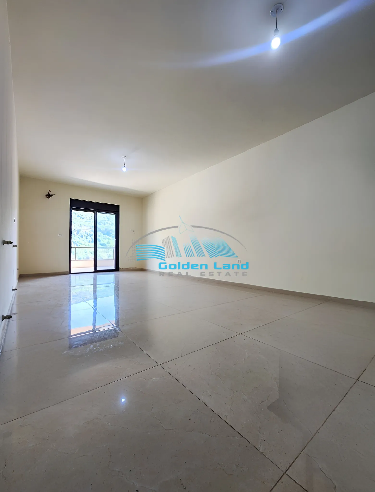 Apartment for Sale in Baabdat - 2 bed, 2 bath