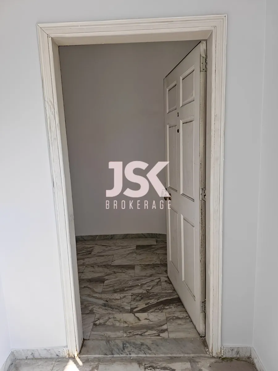 Office for Sale in Ghazir