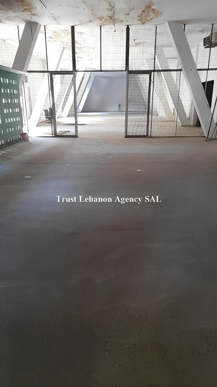 Commercial Property For Rent in Metn, Berej Hamoud