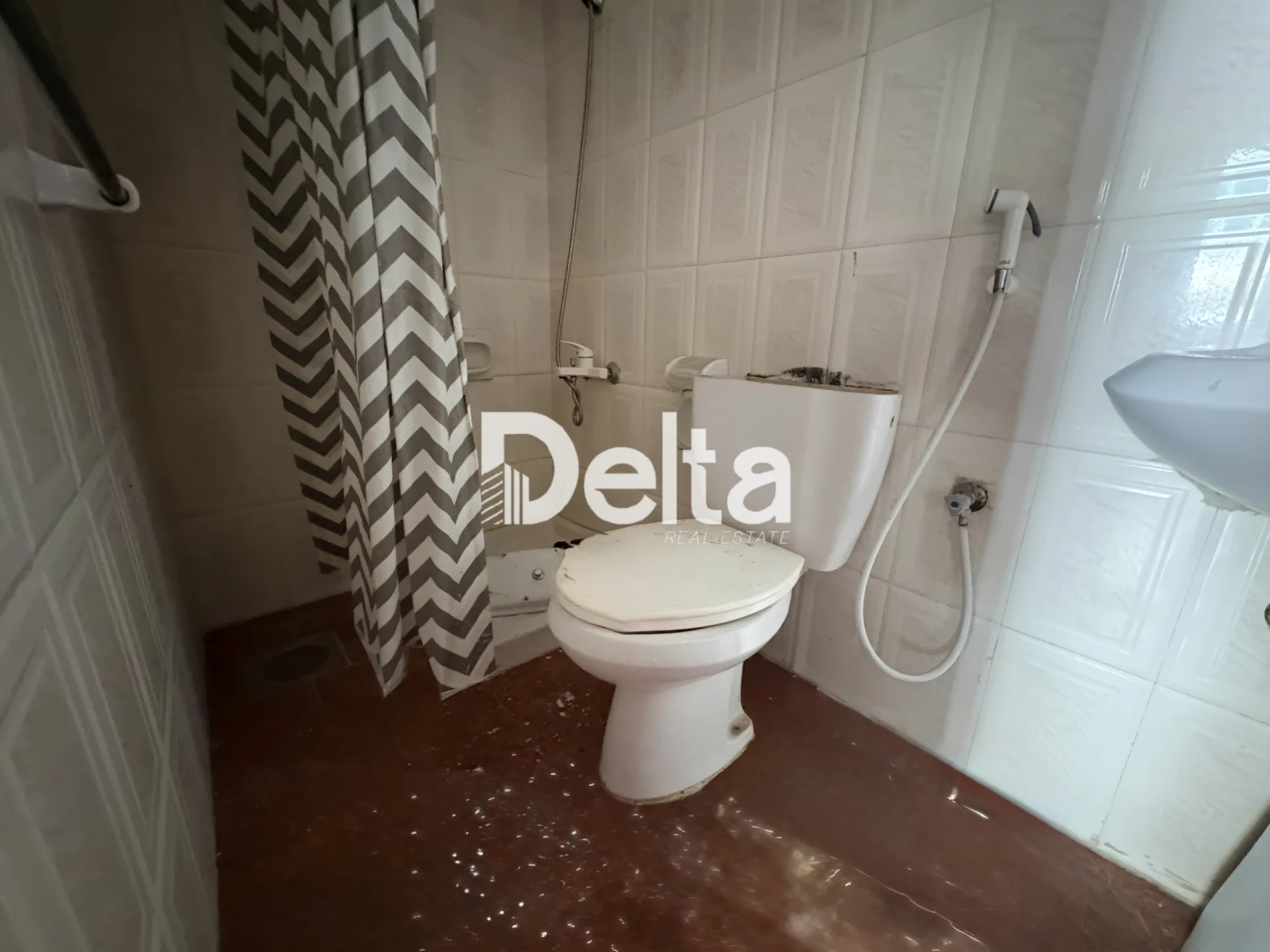 Apartment for rent in Zarif, beirut, lebanon