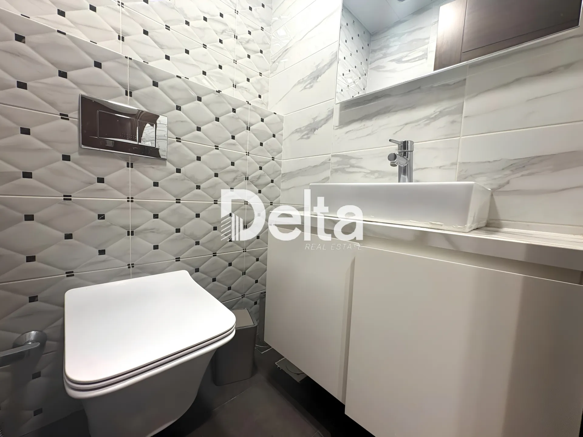 Apartment for rent in Ras Al Naba'a