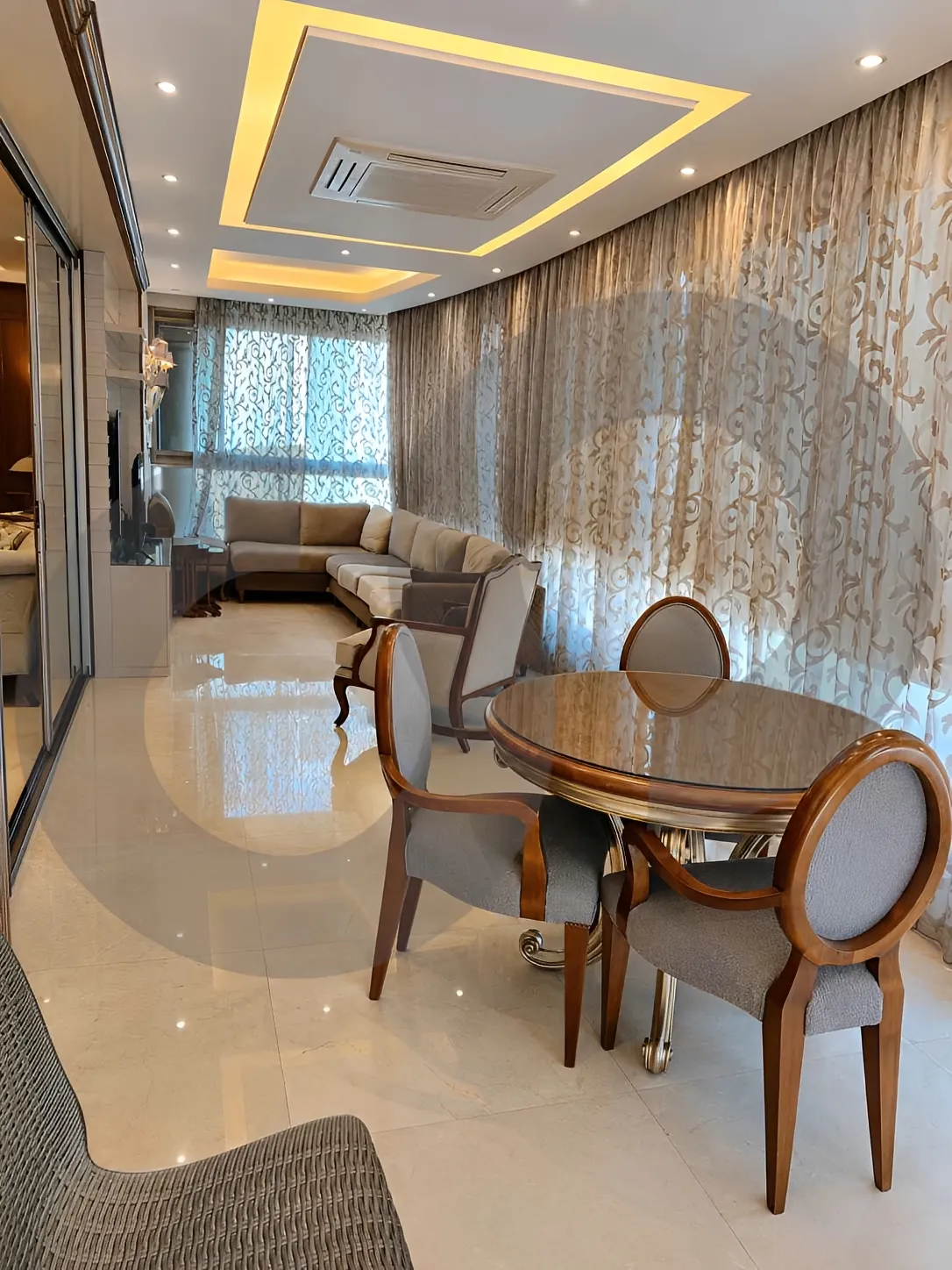 Apartment for Rent in Ramleh Al Bayda